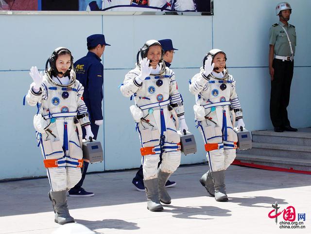 中国第三批航天员今年面向社会选拔 要求曝光