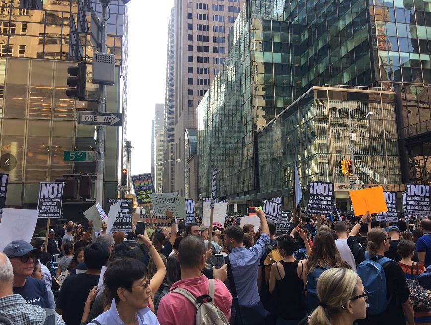 特朗普废除DACA计划80万人或遭遣返 纽约爆发抗议