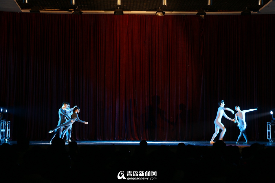 青农大上演芭蕾舞专场演出气质舞者仙气十足