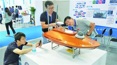 海科展秀青岛力量 亚洲首个全自动化码头青岛造