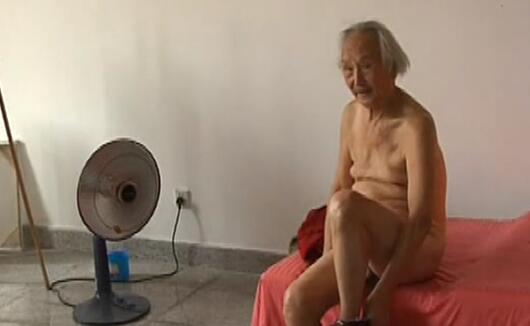 88岁裸模爷爷征婚：经济上AA制 要支持我工作