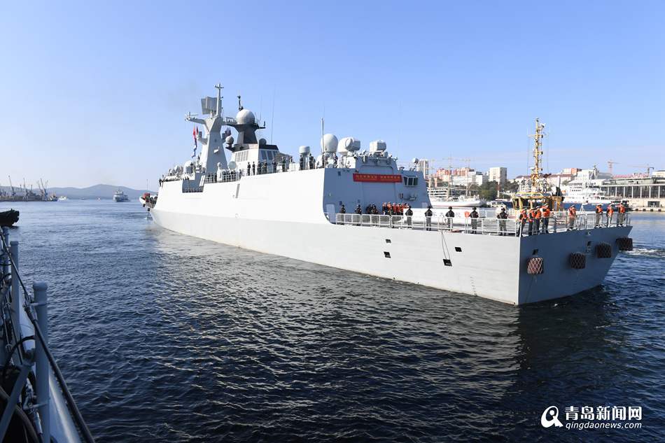 中国海军舰艇编队抵俄 双方将开展海陆联合演习