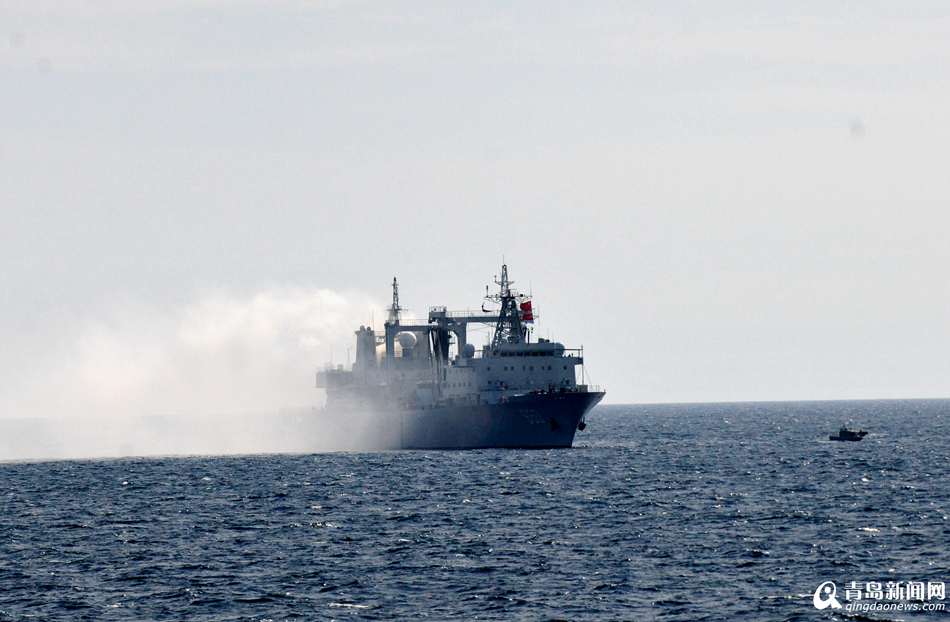 中俄海上军演结束 首次组织多舰种反潜演练
