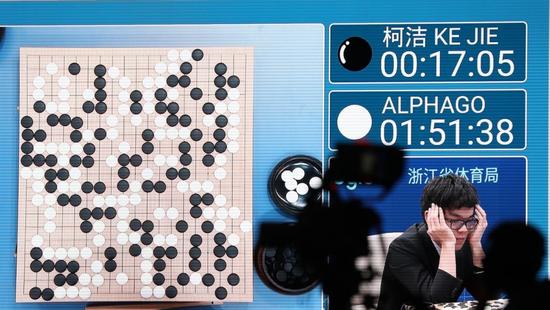 可怕!新AlphaGo问世:自学3天赢"击败李世石版"