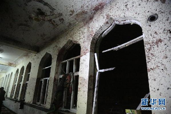 阿富汗两座清真寺遭袭 49人丧生49人受伤