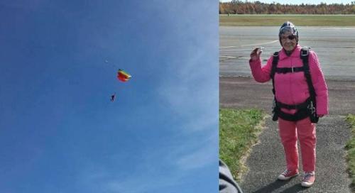 94岁奶奶挑战高空跳伞庆生 称“有点想尖叫”