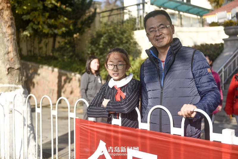 盘点青岛马拉松大神 赤脚大仙PK吃奶萌娃(图)