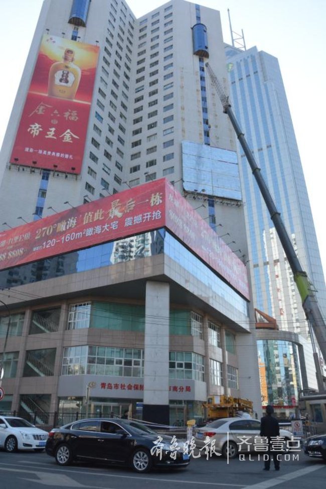 香港中路9处户外广告拆完 福州路广告牌开拆
