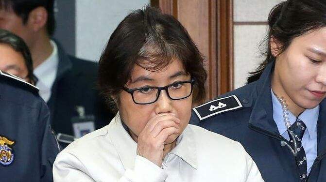 朴槿惠闺蜜崔顺实二审被判3年 前梨大校长被判2年