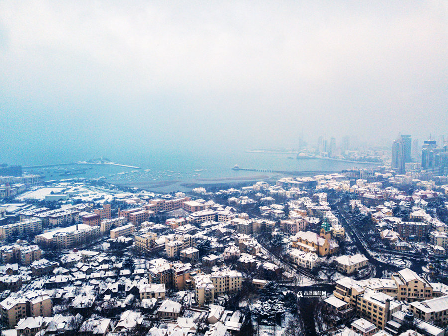 航拍四个时段回顾雪后青岛看不够的雪景