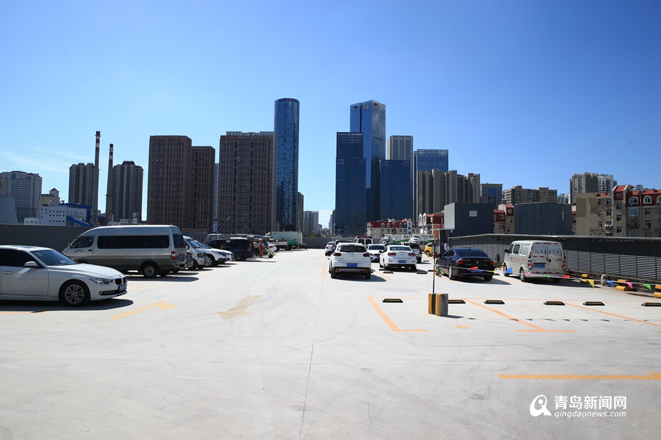 探访抚顺路批发市场楼顶停车场 能容500辆车月