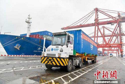 2018年中国外贸总值30.51万亿元 贸易顺差收窄