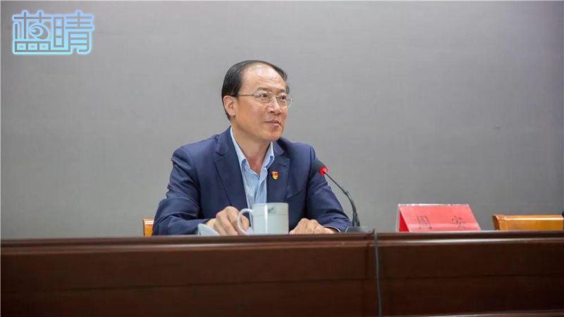 西海岸新区管委主任区长周安到泊里镇讲专题党课