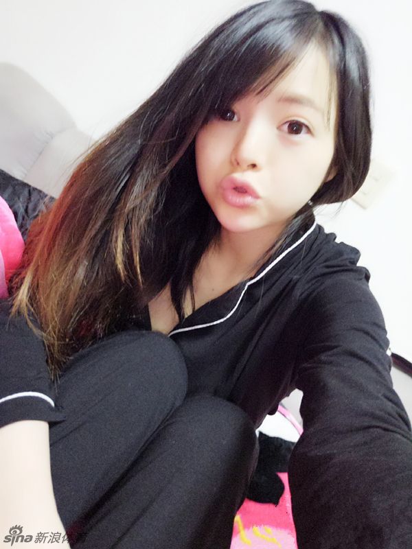 高清:90后嫩模爱健身 丰乳肥臀惹人爱 - 青岛新闻网