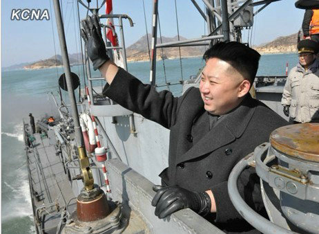 资料图：金正恩视察朝鲜人民海军第123部队