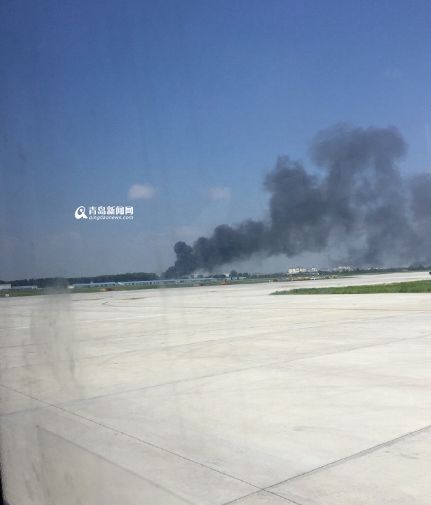 突发:流亭机场附近一公司发生火灾 无人员伤亡