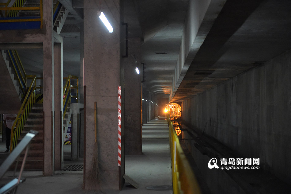 探地铁2号线车站 看香港路下20米是啥样