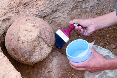 黄岛土山屯发掘大量古墓 出土器物述汉代故事