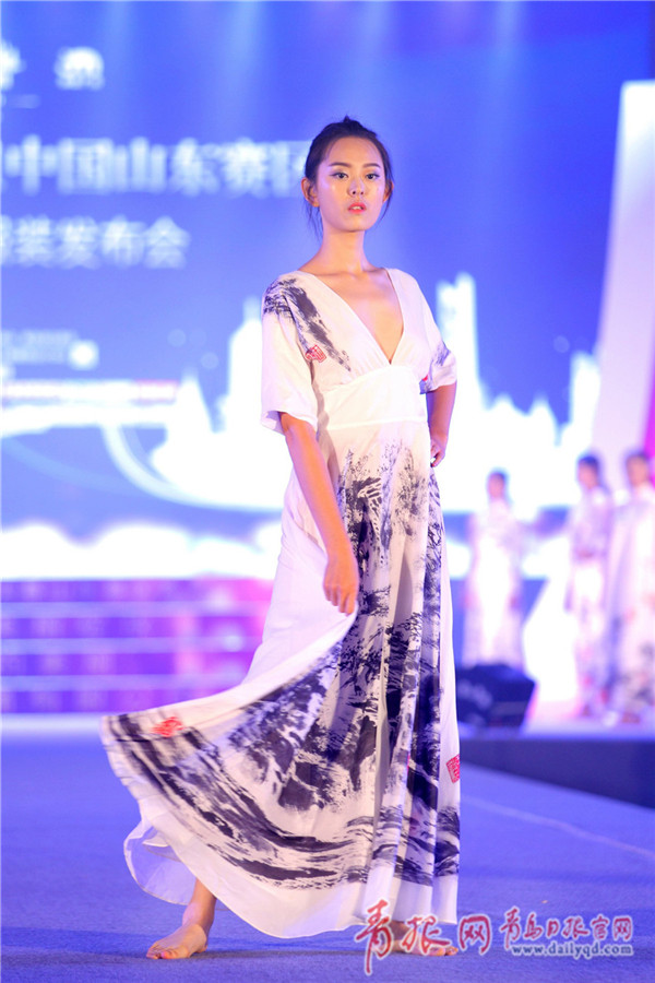 水墨加身 世界小姐山东赛区选手演绎浓郁中国风