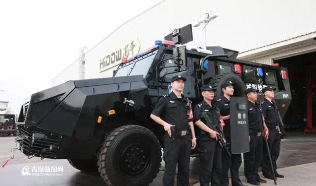 组图：实拍城阳新款防暴突击车 中国警界首辆