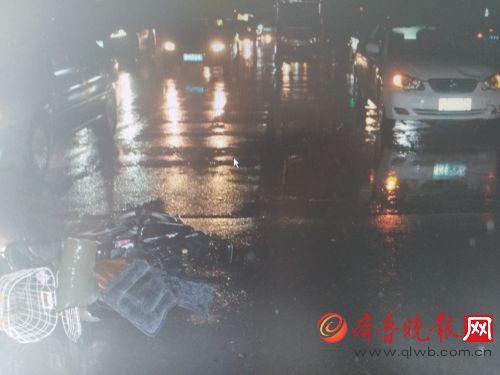 16岁少女雨夜被撞倒后遭拖行7公里至高速(图)