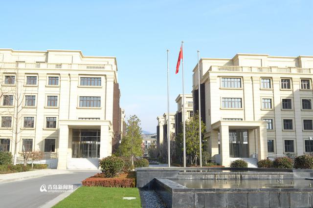 高清:探秘青岛院士港 两院院士扎堆来这创业