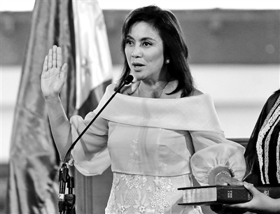菲律宾副总统莱妮·罗布雷多