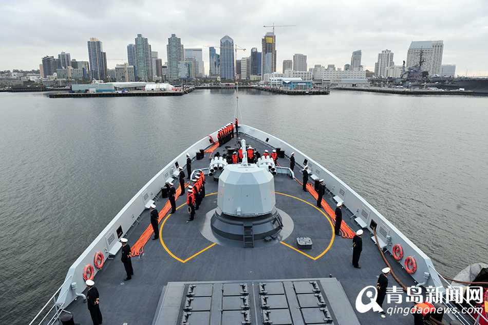 高清:中国海军舰艇编队访美 举行舰艇开放活动