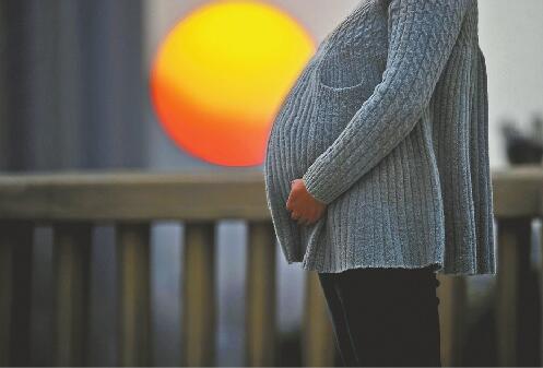 探访试管婴儿受孕女性群体：求子的焦虑与艰辛