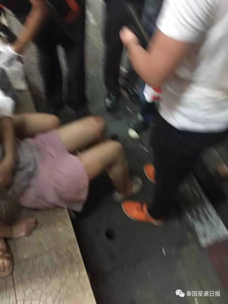 中国游客在泰国再遭抢劫！头破血流！