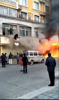 浙江足浴店火灾致18死18伤 或因汗蒸房地暖爆炸