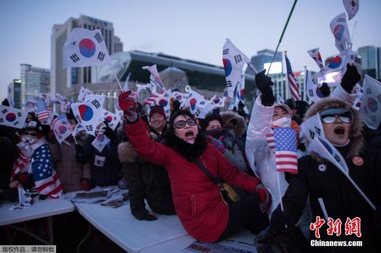 韩总统弹劾案最快或10日宣判 民众将举行周末集会