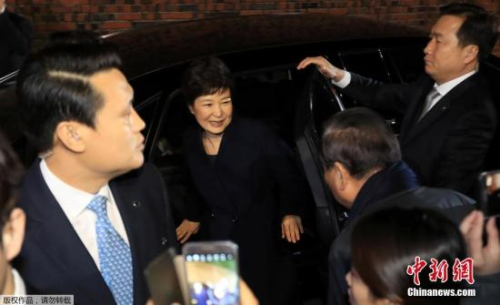 朴槿惠遭提请批捕或获刑十年 身家4年涨700万
