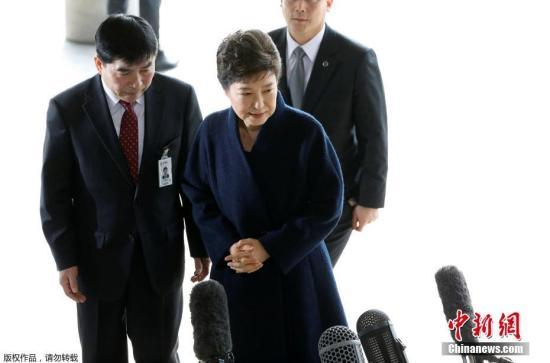 朴槿惠三度受讯仍否认13项指控 拘押或延10天