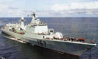 首次！中国海军从索马里海盗手中夺回外籍货船