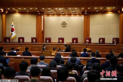 资料图：当地时间1月3日，韩国首尔，宪法法院开审朴槿惠弹劾案。