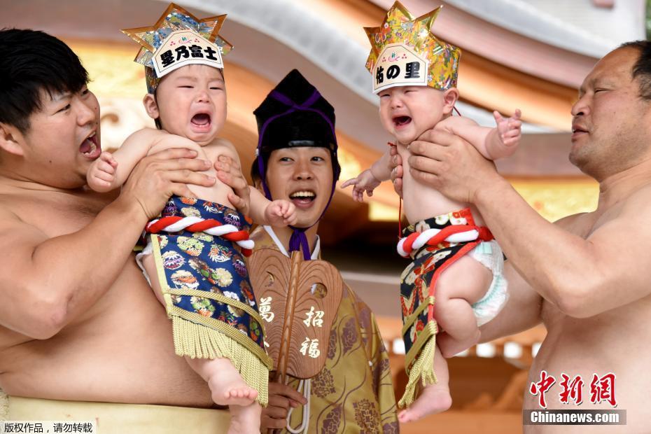 心疼宝宝一万点！日本举行“婴儿啼哭大赛”