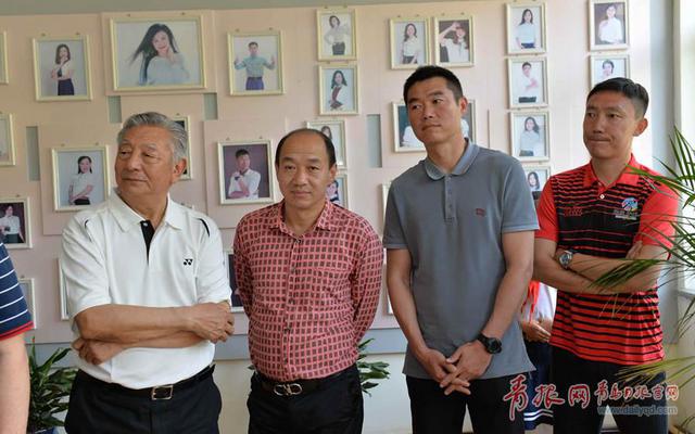 5月25日,岛城四代国脚赵书田,汤乐普,宿茂臻,曲波齐聚青岛四方实验