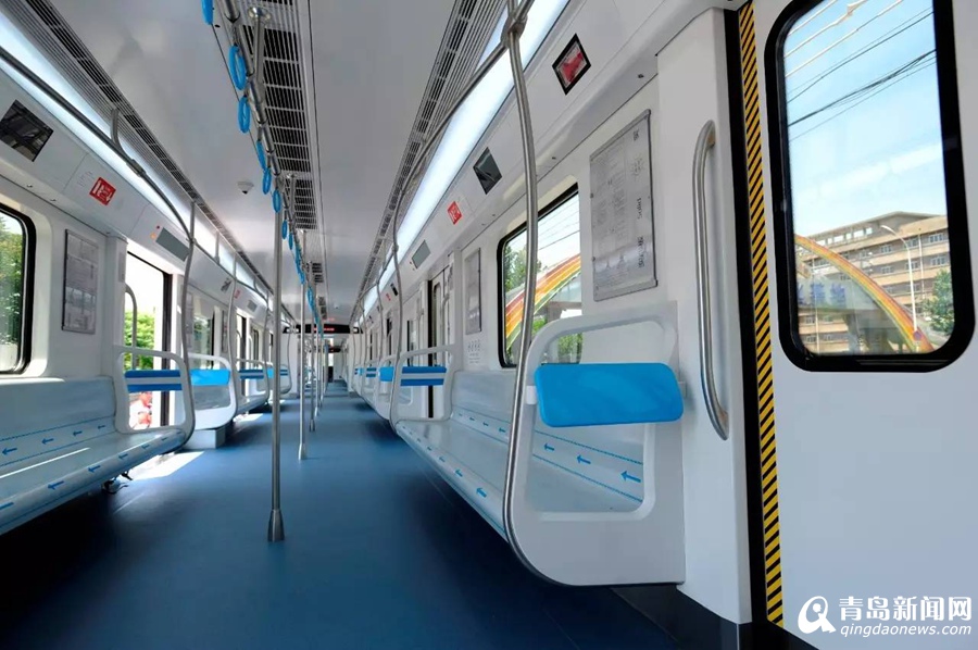 青岛造首款山地型地铁下线 车型国内首创