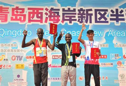 海景马拉松激情西海岸 肯尼亚选手包揽冠军