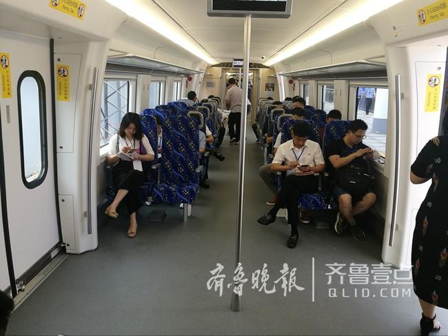 宁波-余姚城际铁路开通 青岛造动车组投入运营