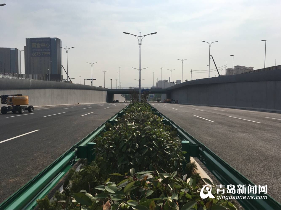 高清:深圳路辽阳路立交工程主线道路开通