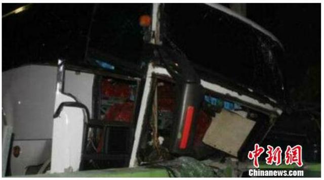 24名自贡游客泰国发生车祸受伤 全部回国治疗