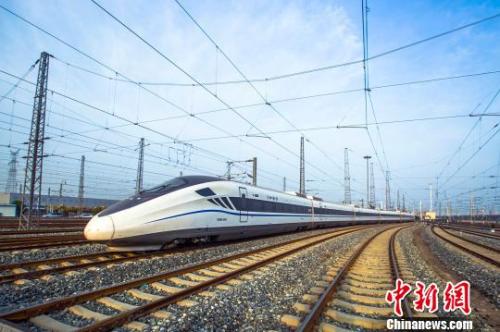 宝兰高铁今日通车运营 中国高铁实现横贯东西