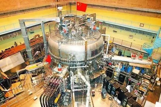 ▲中国“实验型先进超导托卡马克”反应堆