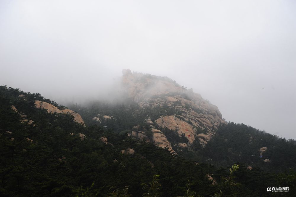 高清:晒仙山圣境云雾美图 雨后崂山爽爽的