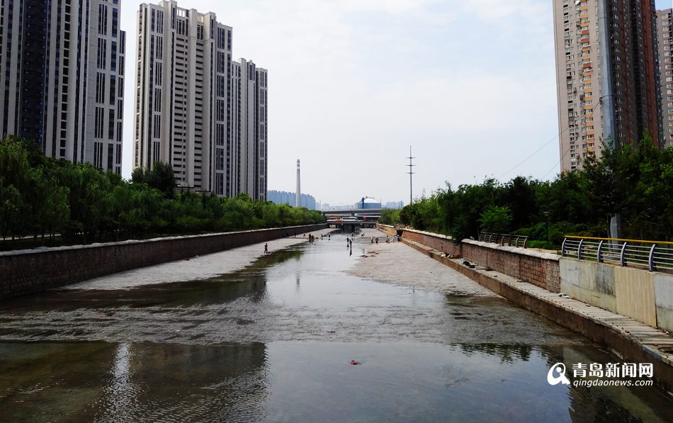 李村河君峰路至峰山路段竣工 变身'水印绿廊'