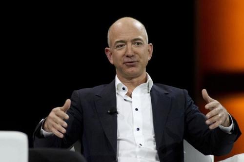 亚马逊CEO超盖茨成全球首富 头衔仅保持数小时