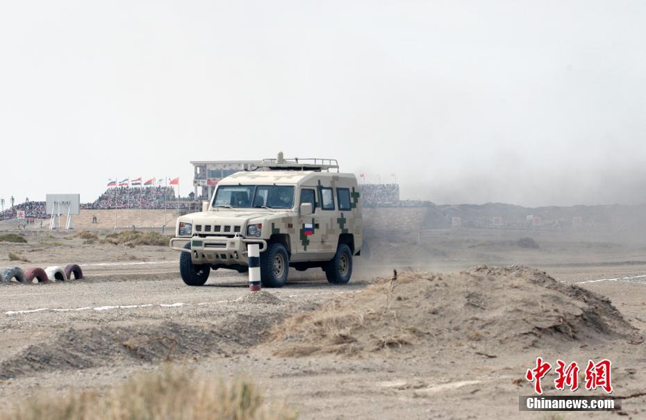 国际军事比赛安全环境接力赛新疆库尔勒上演