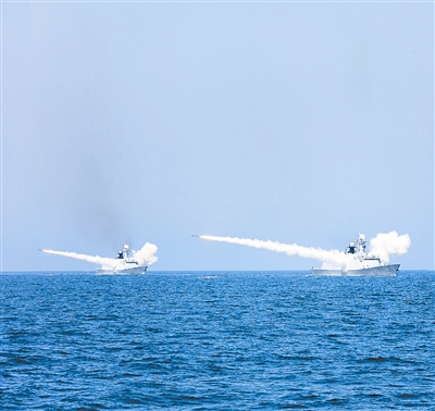 黄渤海海空域三大舰队对抗演习 实射导弹数十枚